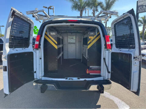 2020 Chevrolet Express 2500