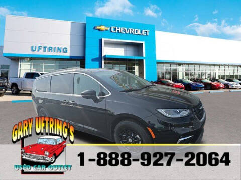 2022 Chrysler Pacifica for sale at Gary Uftring's Used Car Outlet in Washington IL