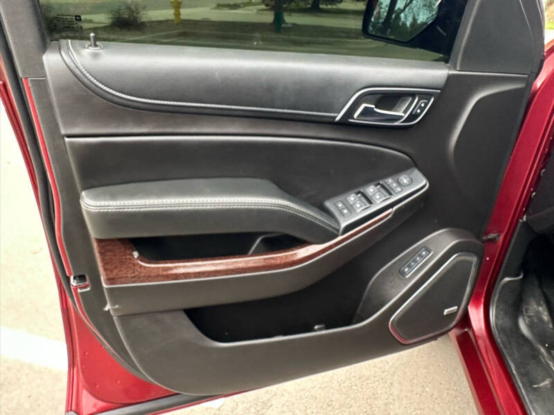 2017 GMC Yukon XL SLT