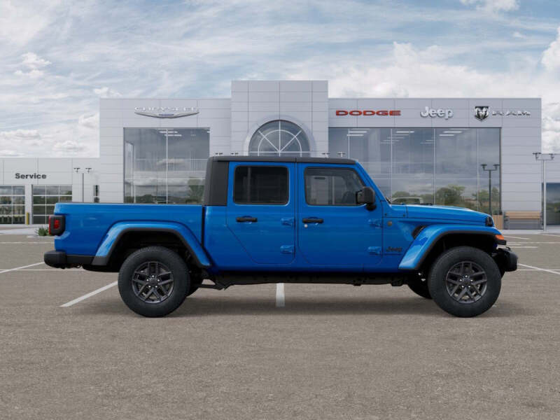 2025 Jeep Gladiator