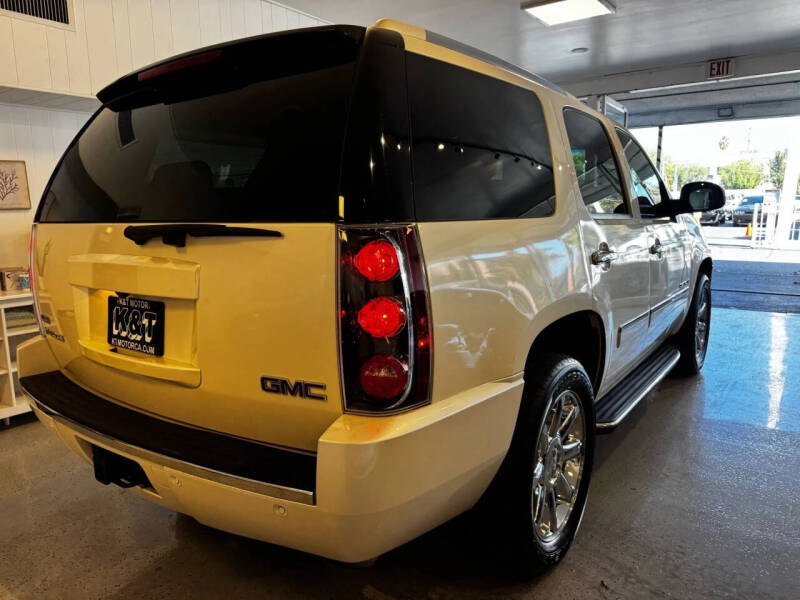 2009 GMC Yukon Denali