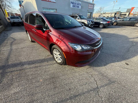 2017 Chrysler Pacifica Touring