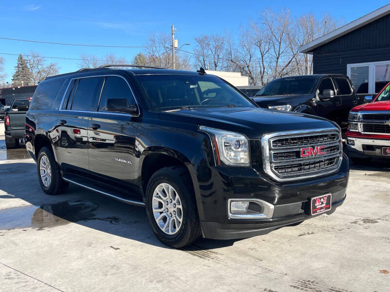 2017 GMC Yukon XL SLT