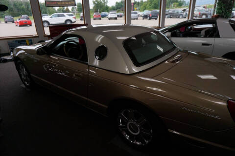 2005 Ford Thunderbird Deluxe