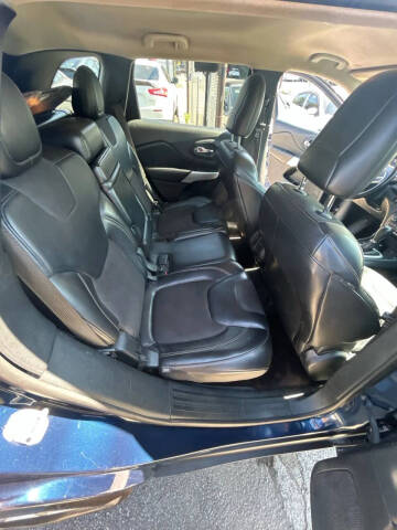 2018 Jeep Cherokee Latitude Plus