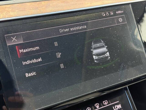 2019 Audi e-tron quattro Prestige