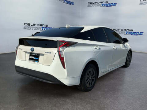 2016 Toyota Prius Two