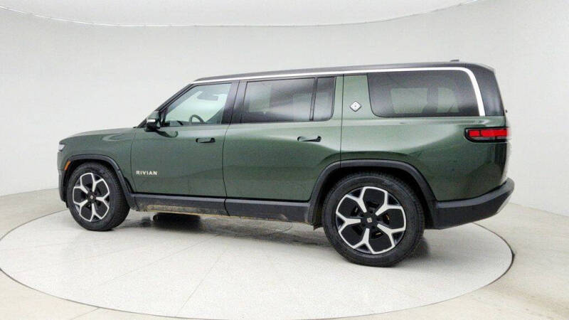 2023 Rivian R1S Adventure