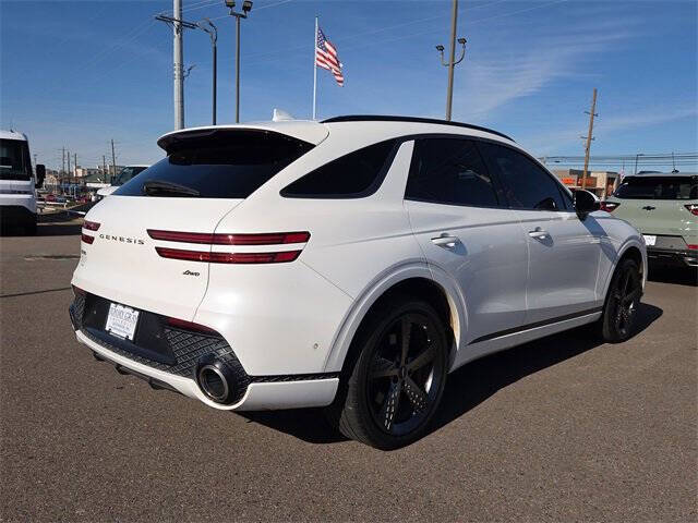 2023 Genesis GV70 2.5T Standard