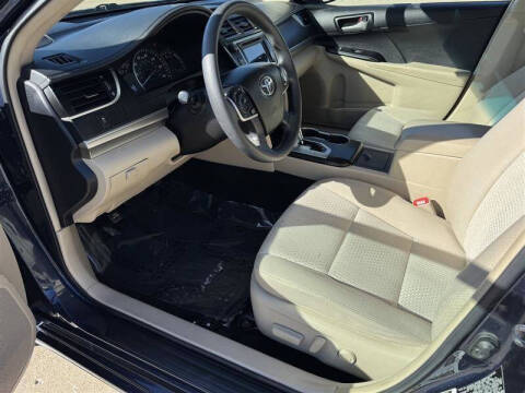 2014 Toyota Camry LE