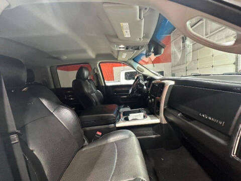 2017 RAM 2500 Laramie
