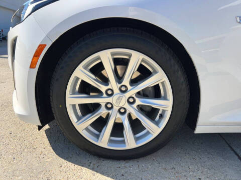 2024 Cadillac CT5 Luxury