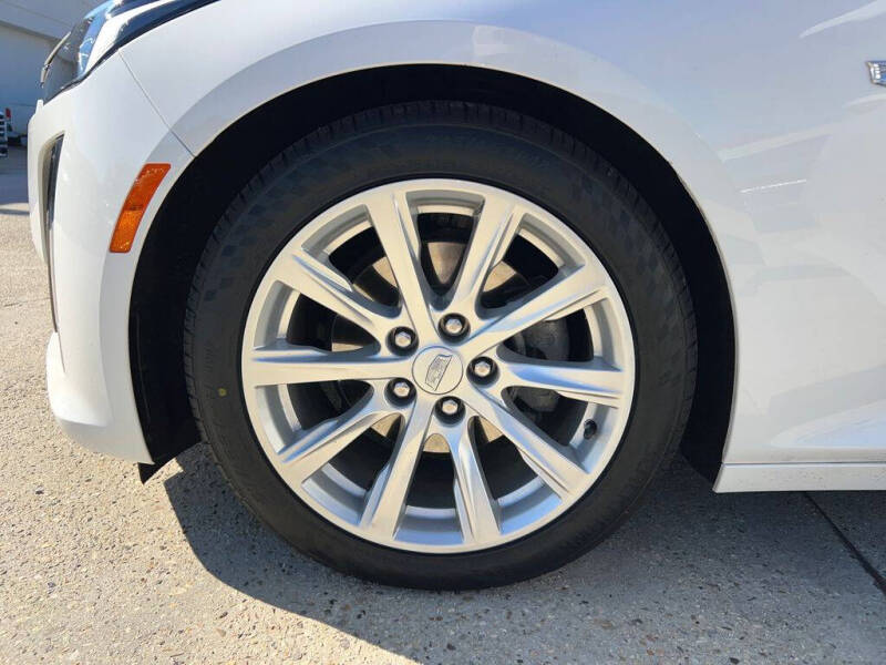 2024 Cadillac CT5 Luxury