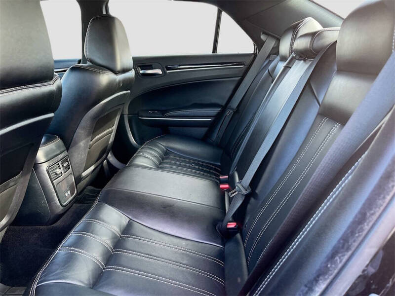 2021 Chrysler 300 S V6