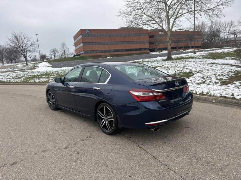 2017 Honda Accord Sport w/Honda Sensing