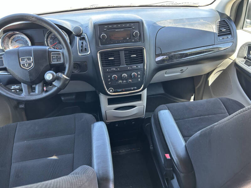 2014 Dodge Grand Caravan SE