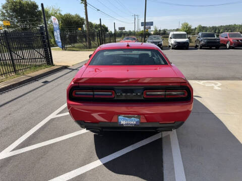 2015 Dodge Challenger R/T Plus