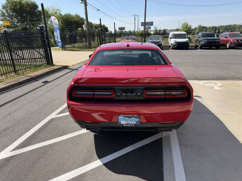 2015 Dodge Challenger R/T Plus
