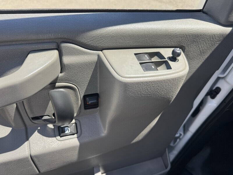 2017 Chevrolet Express 2500