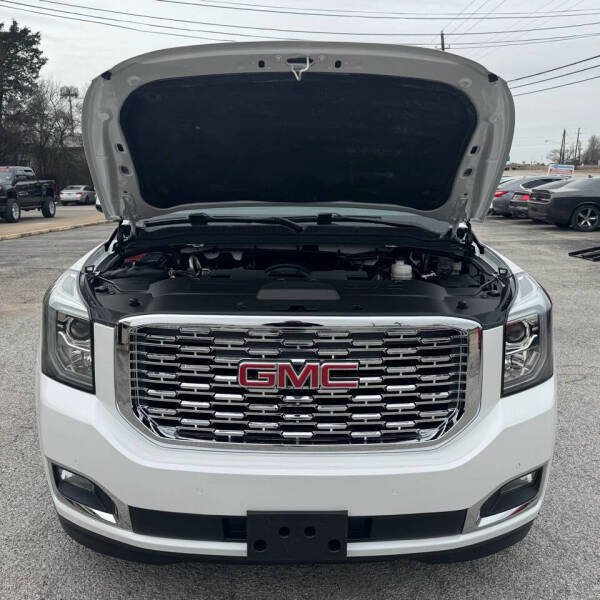 2020 GMC Yukon XL Denali