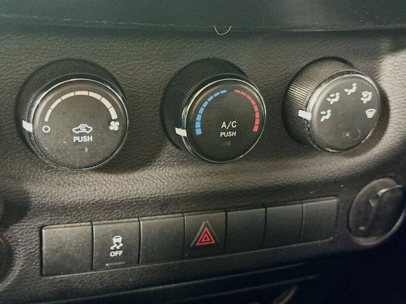 2017 Jeep Wrangler Sport