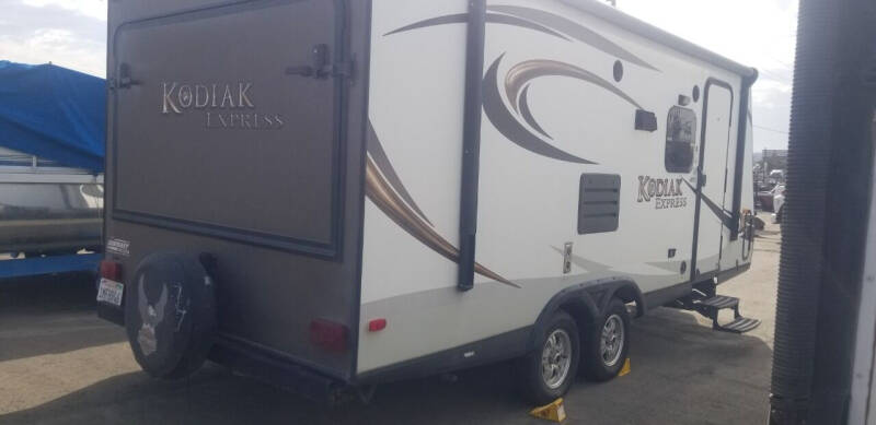 2013 Dutchmen Kodiak Express 216es