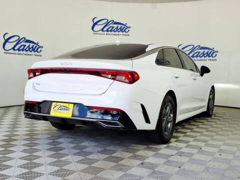 2022 Kia K5