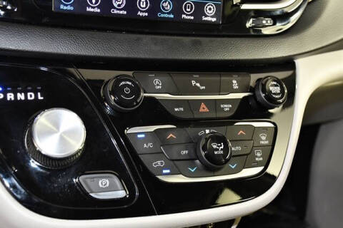 2019 Chrysler Pacifica Touring L