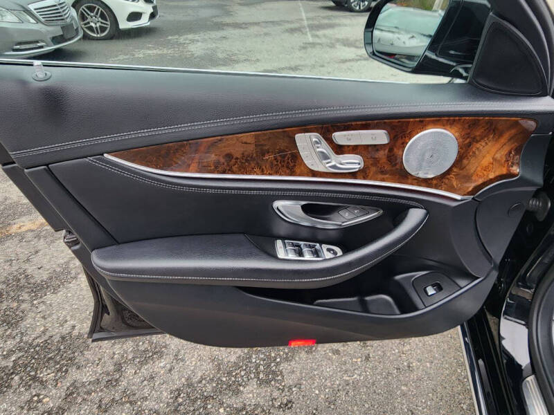 2017 Mercedes-Benz E-Class E 300 4MATIC