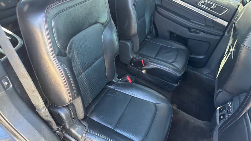 2018 Ford Explorer Sport