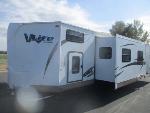 2016 Forest River Flagstaff Vlite 30WTBSK