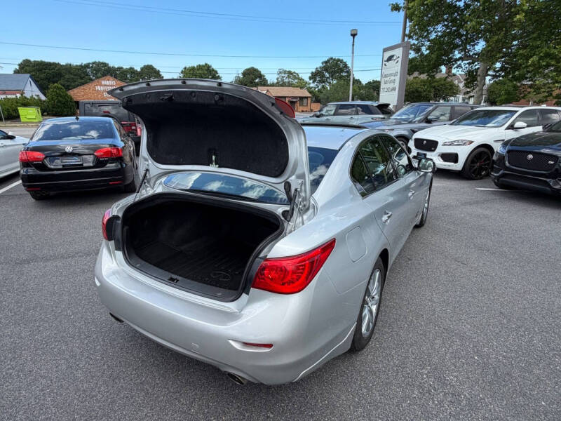 2015 Infiniti Q50