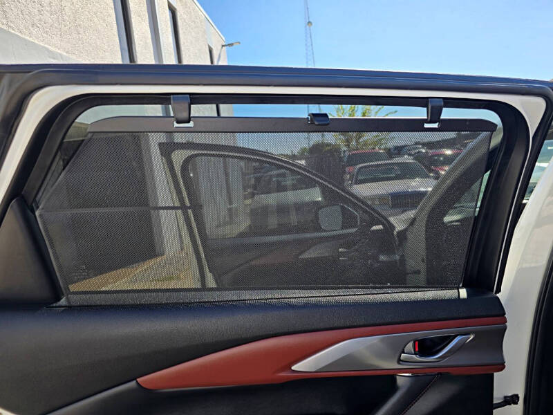 2019 Mazda CX-9 Signature