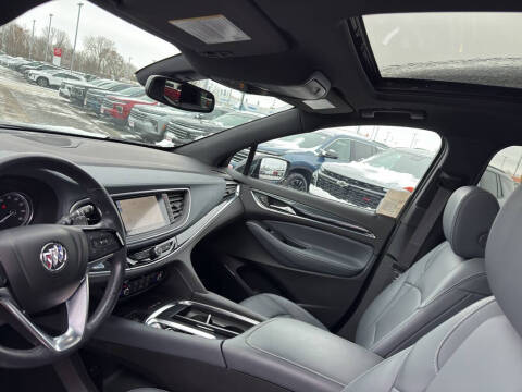 2024 Buick Enclave Essence