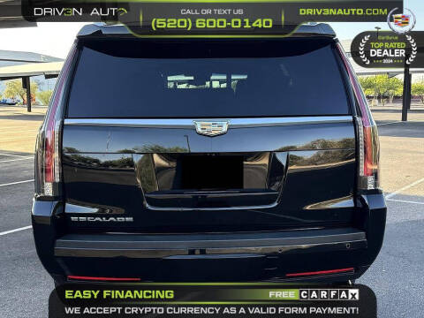 2017 Cadillac Escalade Luxury