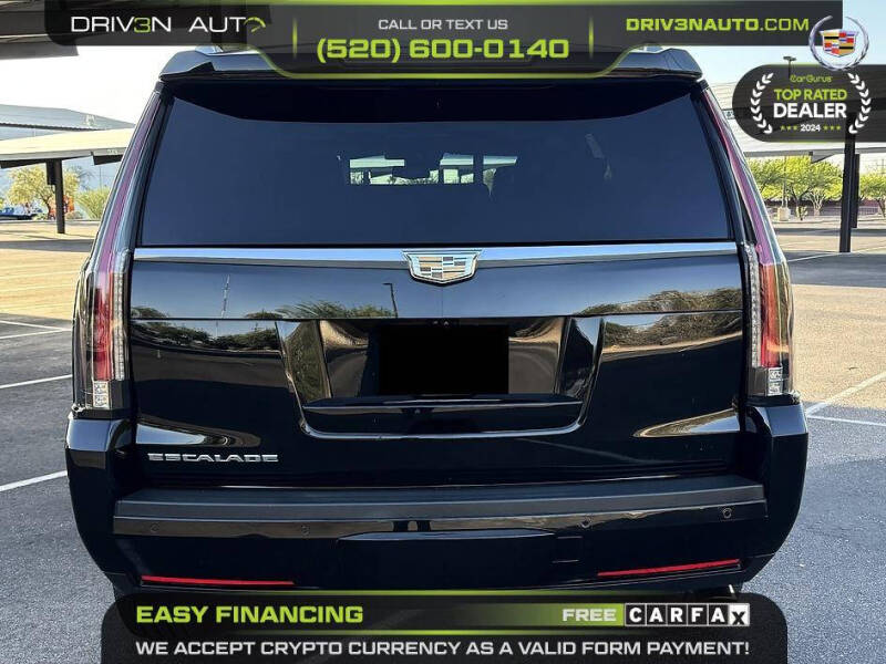 2017 Cadillac Escalade Luxury
