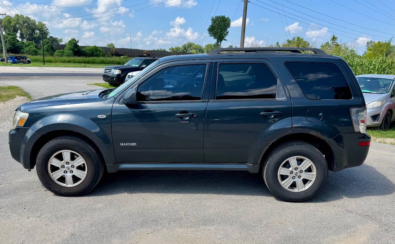 Dk. Gray 2008 Mercury Mariner V6 V6 4dr SUV 1