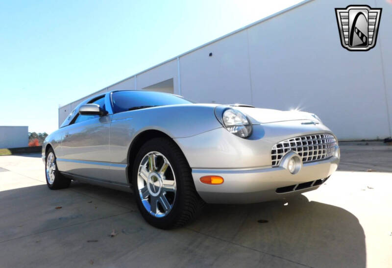 2005 Ford Thunderbird Deluxe