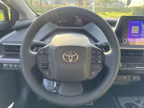 2025 Toyota Prius XLE