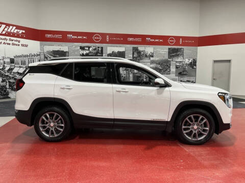 2024 GMC Terrain SLT