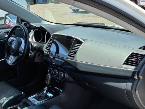 2012 Mitsubishi Lancer Evolution MR