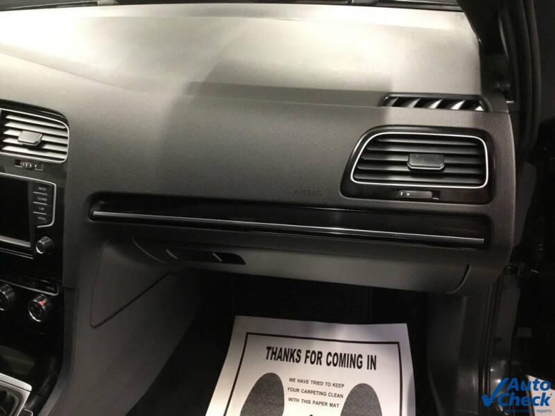 2017 Volkswagen Golf GTI SE