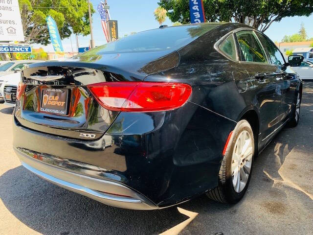 2016 Chrysler 200 Limited
