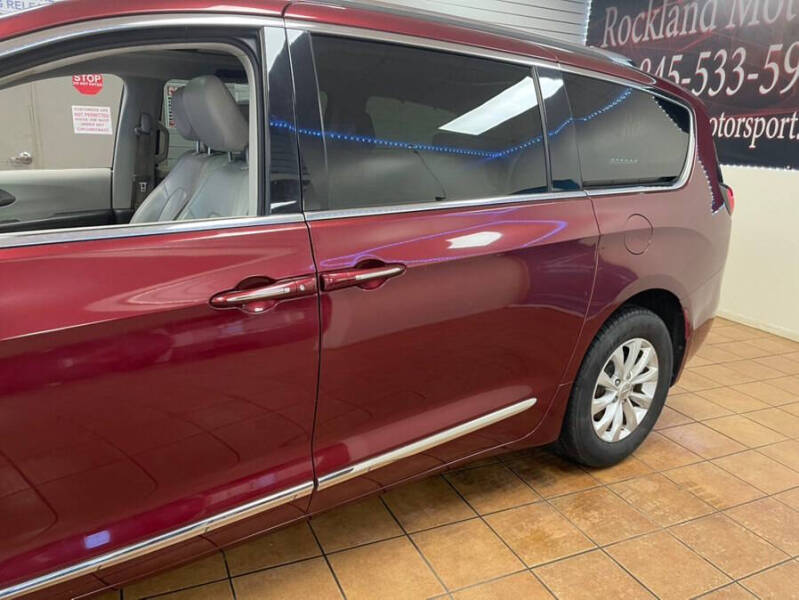 2018 Chrysler Pacifica Touring L Plus