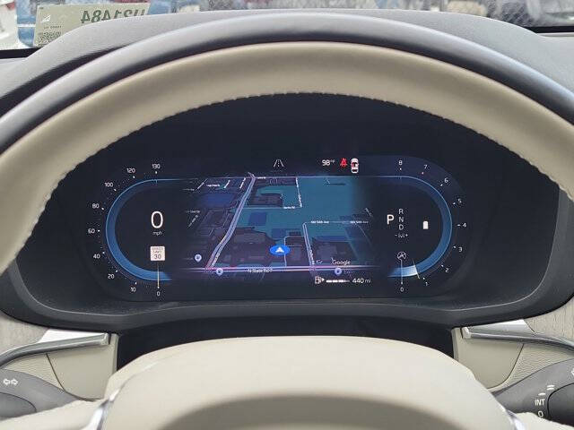 2023 Volvo XC60 B5 Plus Dark Theme