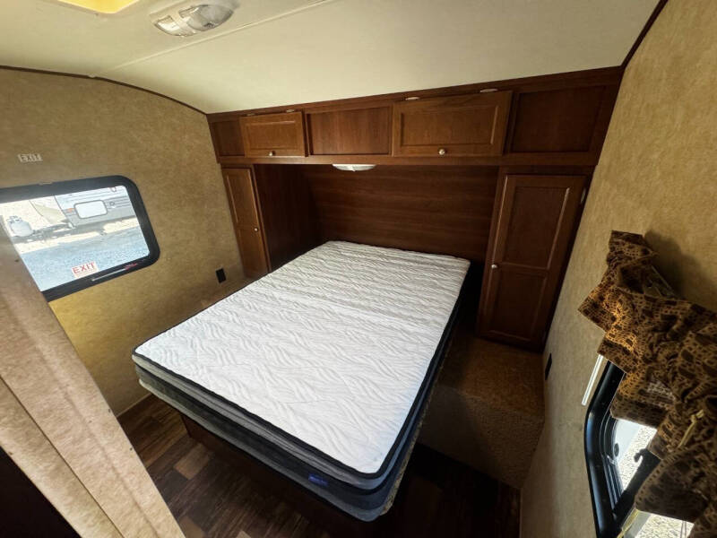 2013 Crossroads RV Z-1 Series