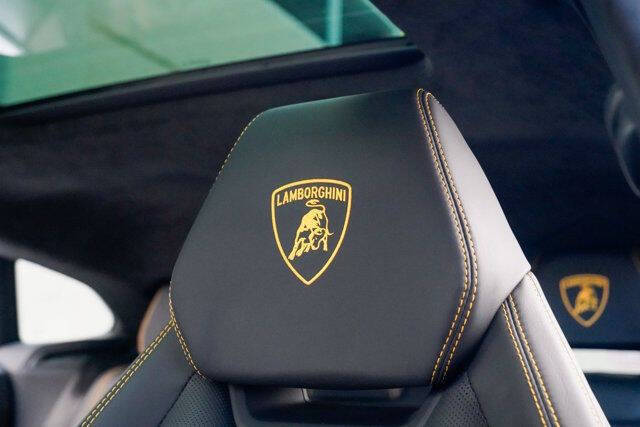 2022 Lamborghini Urus