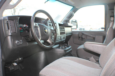 2017 Chevrolet Express 3500