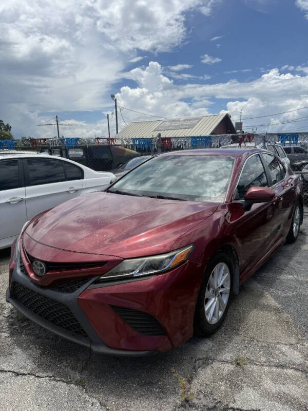 2018 Toyota Camry SE