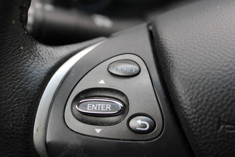 2018 Infiniti Q70L 3.7 Luxe